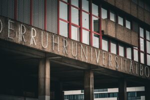 AI for Navigating the German Research System: Max Planck, Helmholtz, DFG, and Beyond