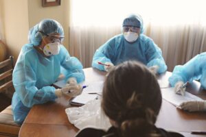 卫生政策与公共卫生职业路径：医学生如何进入WHO、国家卫健委及政策研究机构