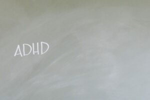 专注力科学与ADHD：注意力缺陷的神经机制、诊断与科学管理