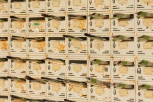 Newsletter（邮件通讯）策略：Substack、竹白与付费订阅内容的运营方法论