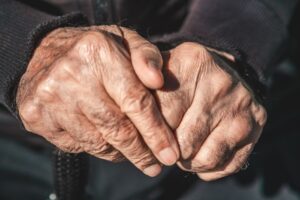 端粒与衰老：染色体"保护帽"如何决定细胞的寿命极限