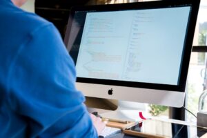 LLM数据分析应用：用自然语言替代SQL，让每个人都能分析数据