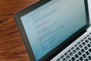 PostgreSQL Deep Optimization: Index Strategy, Query Plan Analysis, and High-Concurrency Tuning